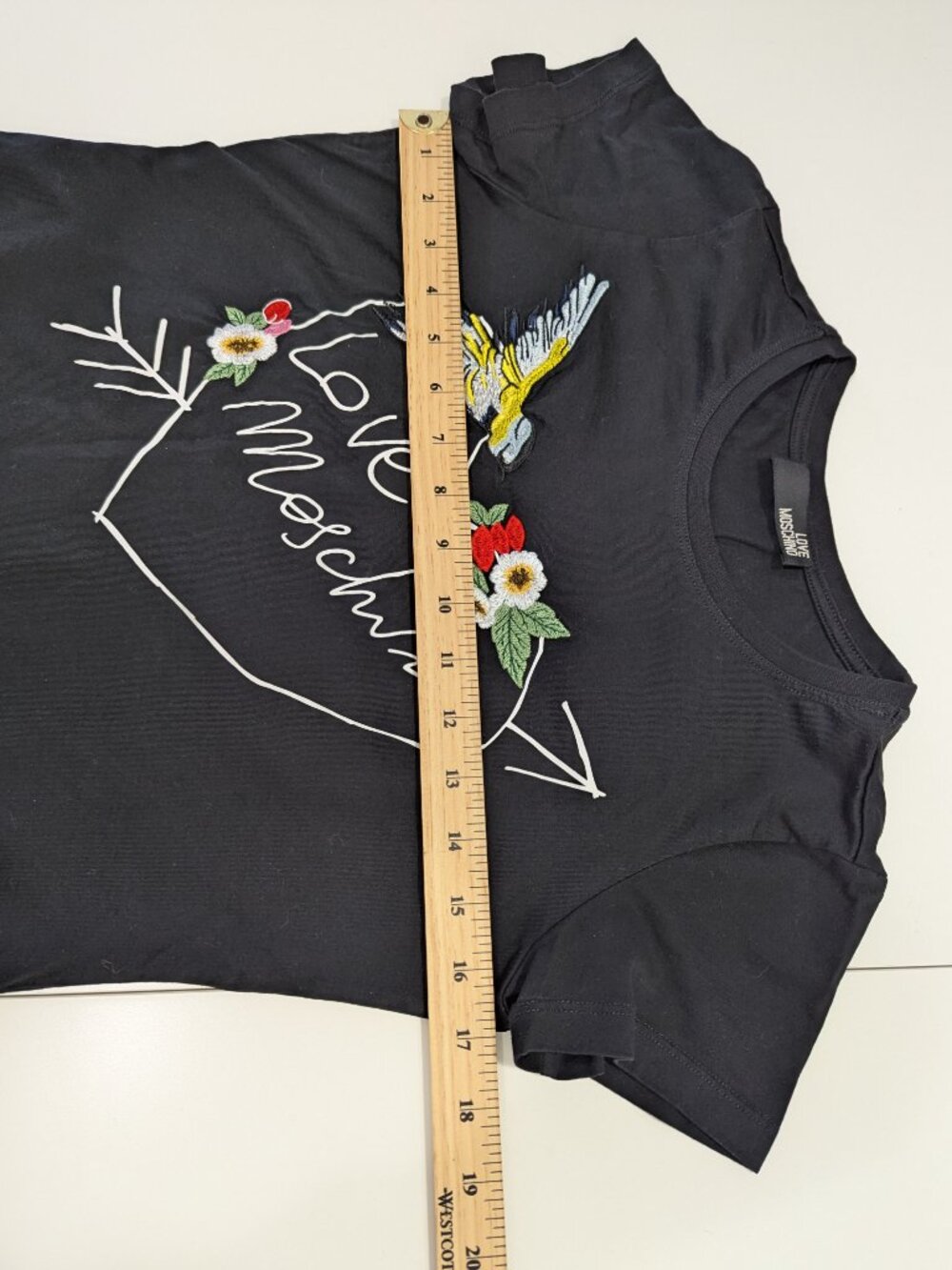 Love Moschino Black Graphic T-shirt Hummingbird and Flowers - Picture 5 of 8
